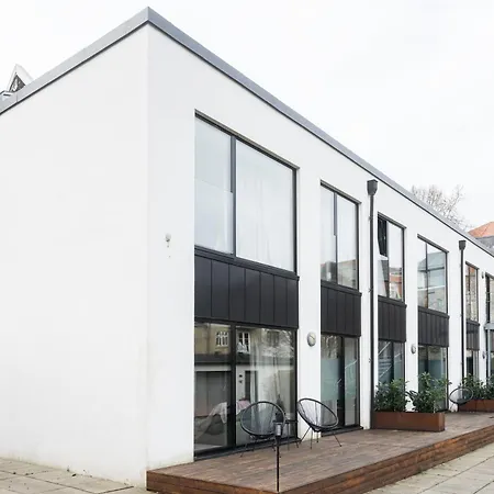 Fantastic Wprivate Terrace Apartman *
