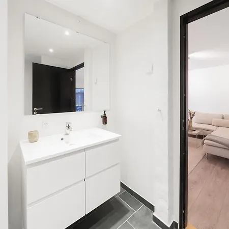 Fantastic 1-br With A Terrace - 161 דירה *